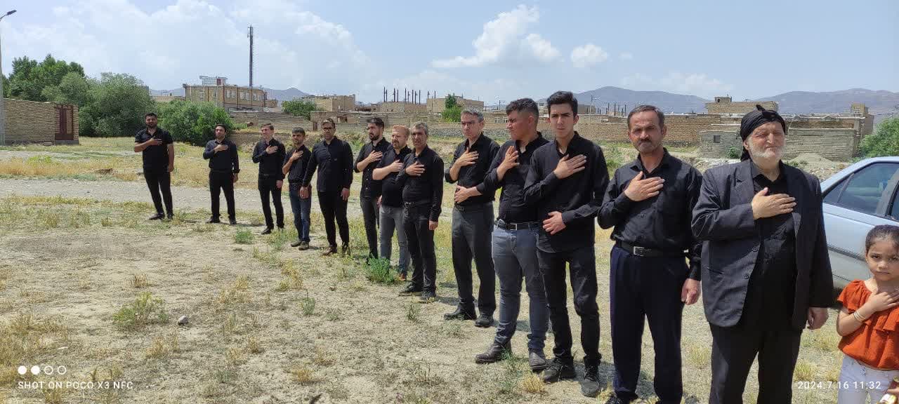 📸گزارش تصویری 🏴حضور محمدرضا عبداله نژادفرماندار شهرستان چالدران در مراسم عزاداری عاشورای حسینی _ هیئت عزاداران حضرت قاسم (ع)