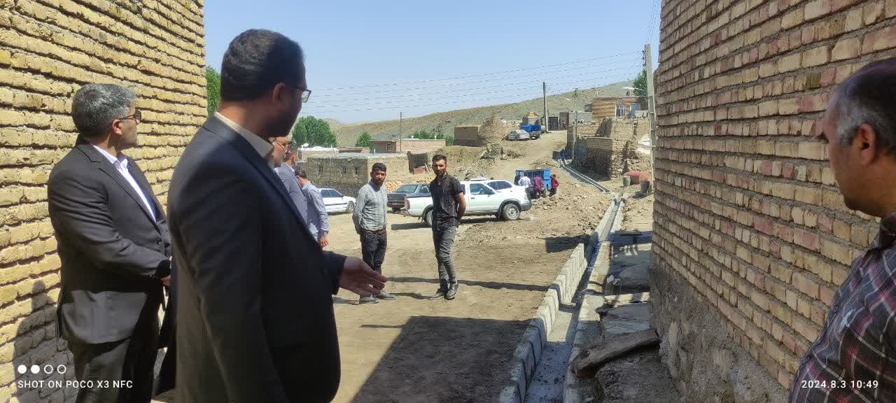 💢بازدید محمد رضا عبداله نژاد فرماندار چالدران به همراه معاون سیاسی امنیتی و اجتماعی، معاون برنامه ریزی و هماهنگی امور عمرانی و بخشدار مرکزی از طرح عمرانی روستای قرجه وران علیا که در قالب این طرح عملی