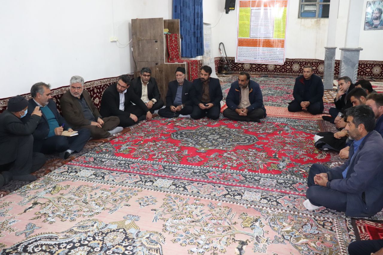 بازدید فرماندار شهرستان چالدران به همراه علیپور نماینده مردم شهرستان های ماکو، شوط، پلدشت و چالدران از روستای قوشابلاغ