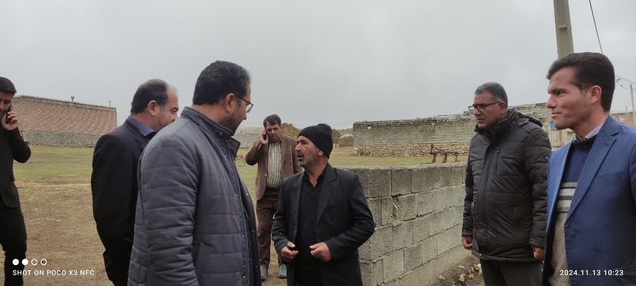 بازدید محمد رضا عبدالله نژاد فرماندار چالدران به همراه جمعی از اعضای شورای اداری از روستای عرفات