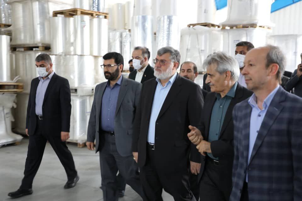 استاندار آذربایجان غربی: واحدهای اقتصادی از ظرفیت‌های قانونی جدید رفع موانع تولید بهره‌مند شوند.