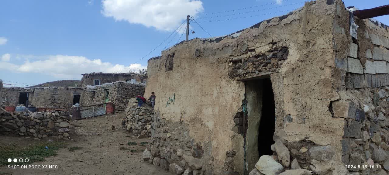 📸گزارش تصویری 💢بازدید محمد رضا عبدالله نژاد فرماندار شهرستان چالدران به همراه بخشدار مرکزی از روستای بابانور