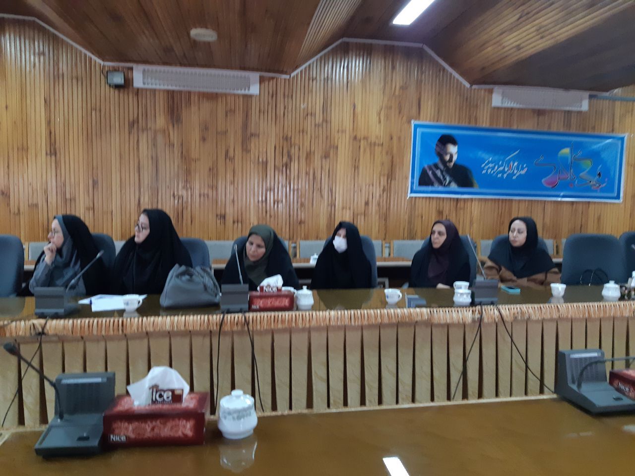 ✅جلسه نشست بصیرتی با موضوع الگوی سوم زن مسلمان با حضور سید مهدی ابراهیم زاده معاون سیاسی ، امنیتی و اجتماعی فرمانداری، حجت الاسلام والمسلمین محمدزاده امام جمعه در سالن اجتماعات فرمانداری برگزار شد.