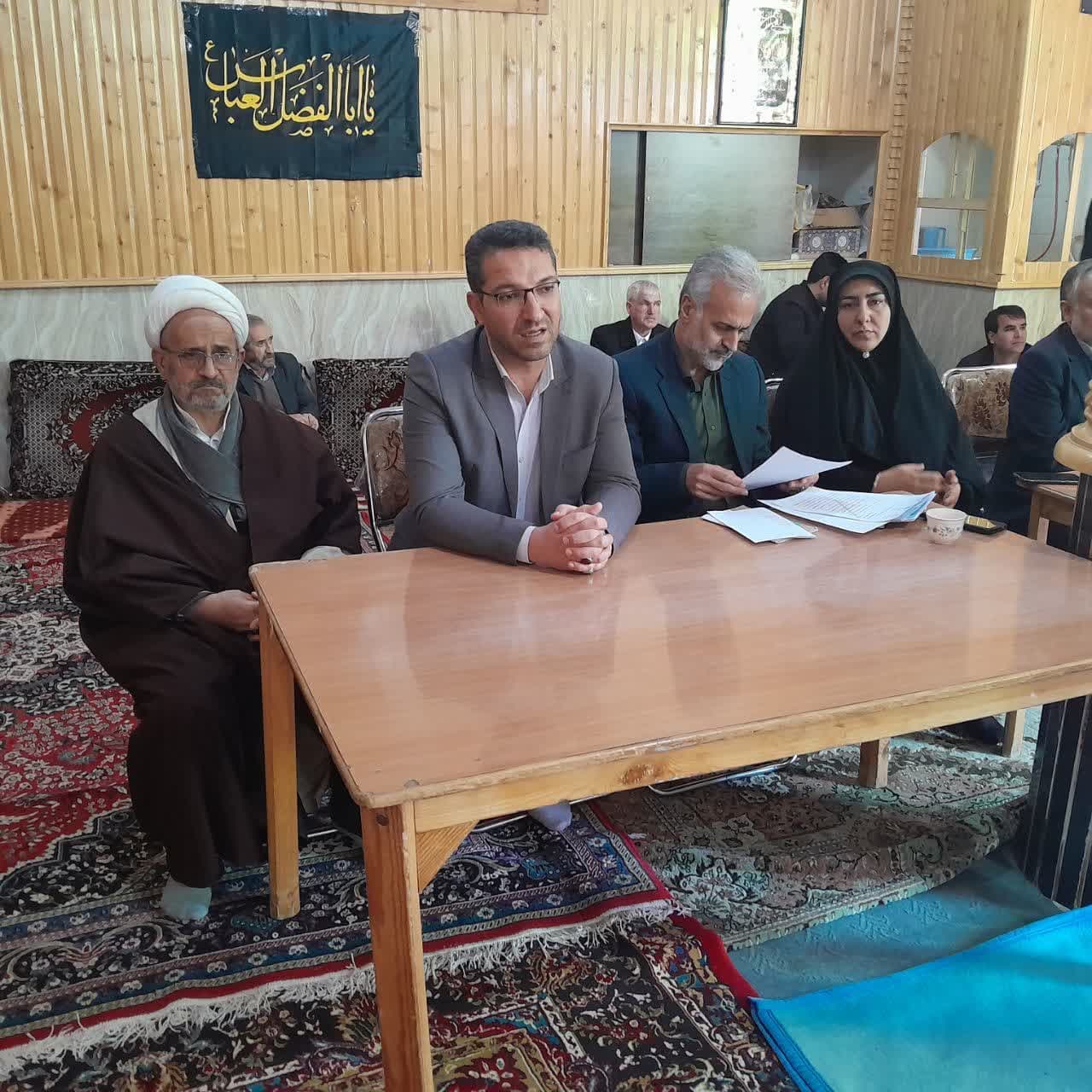 برگزاری جلسه توجیهی عوامل اجرایی انتخابات دوازدهمین دوره مجلس شورای اسلامی و ششمین دوره خبرگان رهبری بخش دشتک به ریاست محمدرضا عبداله نژاد فرماندار چالدران