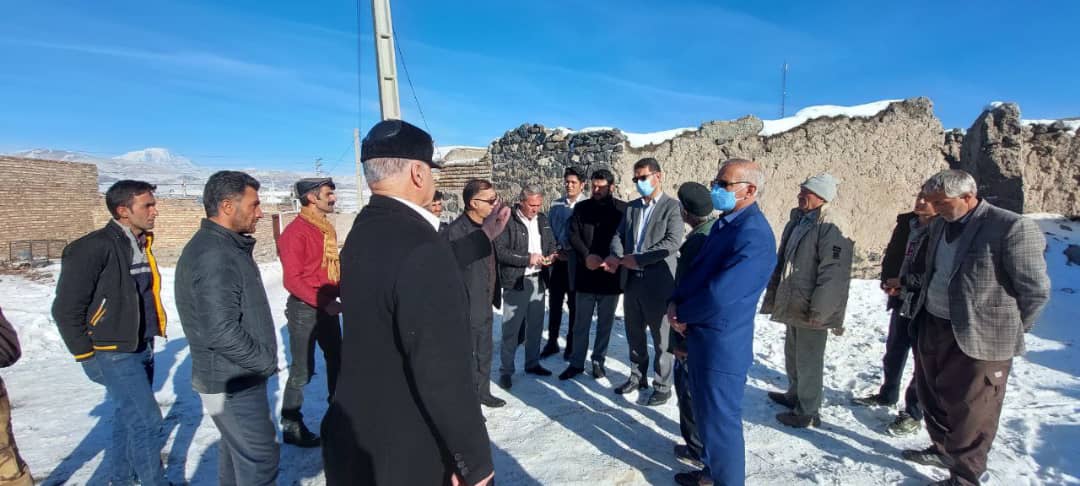 ✅ عبدالله نژاد فرماندارشهرستان چالدران با حضور در روستاهای علی آباد ،بیگ، کندی ،عرب دیزج ،قلی دیزج ،حالحال، شادلوی سفلی وعلیا در بخش دشتک ضمن دیدار با اهالی این روستاها از نزدیک مسائل و مشکلات این رو