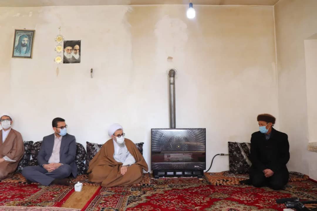 ✅همزمان با سالروز شهدا با حضور عبدالله نژاد فرماندار شهرستان چالدران از خانواده معظم شهیدان دیدار و تجلیل نمودند
