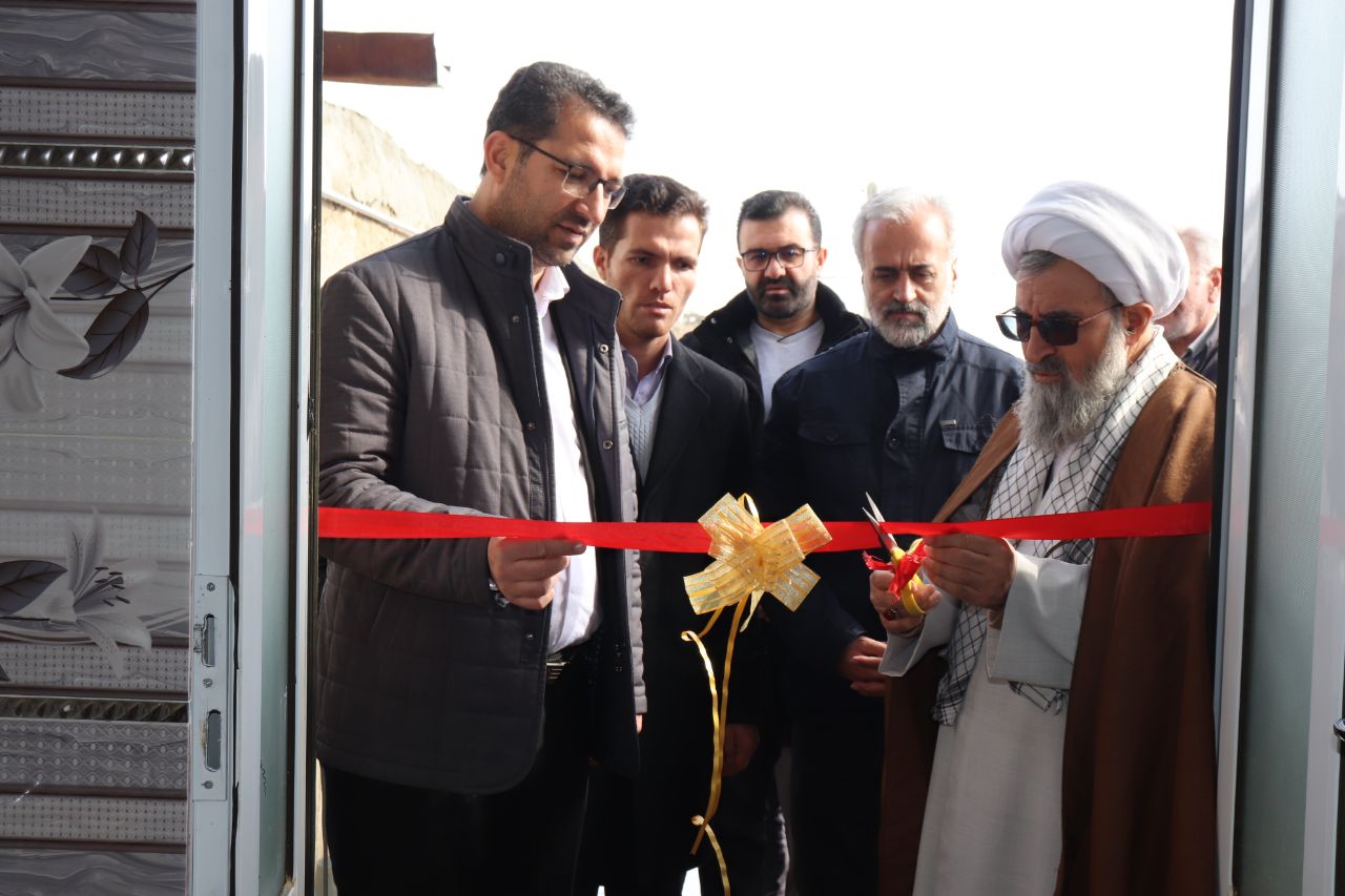 با حضور محمدرضا عبدالله نژاد فرماندار شهرستان چالدران ، حجتالاسلام والمسلمین محمدزاده امام جمعه و اعضای شورای اداری 15 واحد مقاوم سازی شده روستایی افتتاح گردید.
