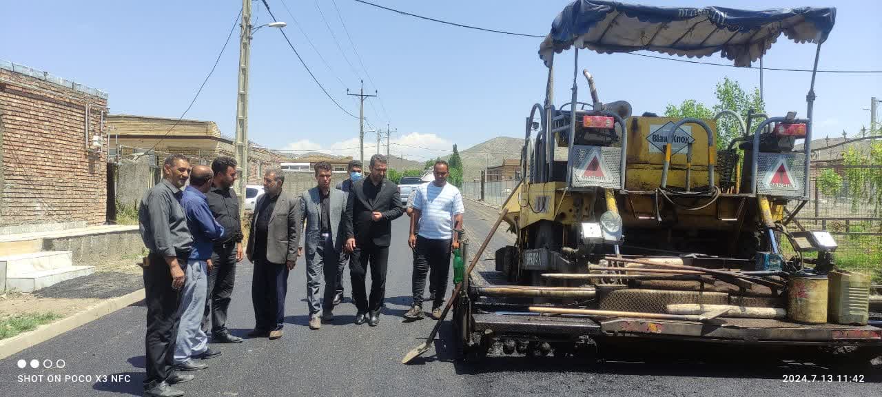 💢فرماندار چالدران از پروژه مشارکتی آسفالت ریزی معابر روستایی آغبلاغ بازدید کرد