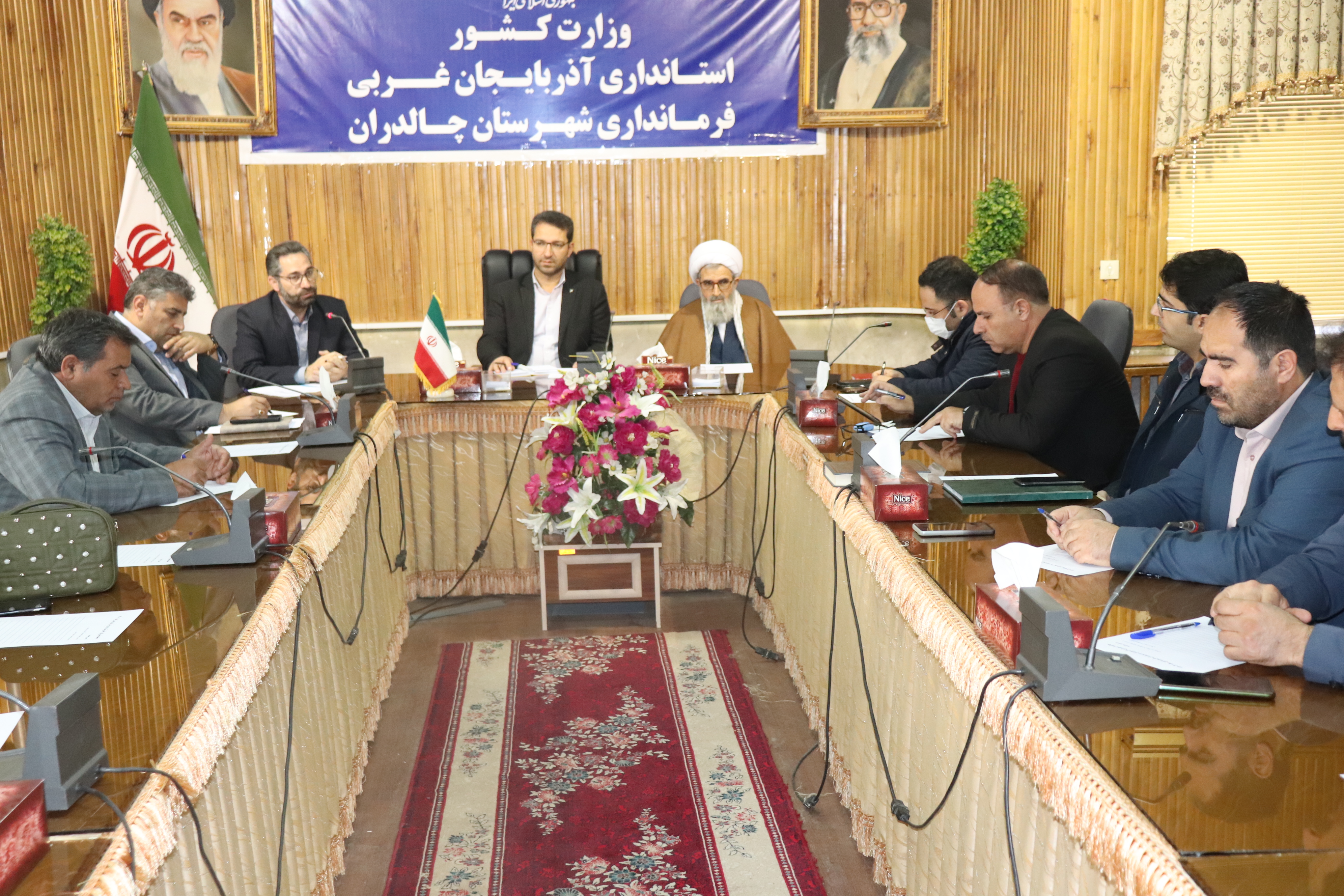 اولین جلسه شورای آموزش و پرورش چالدران در سال جدید  برگزار شد.