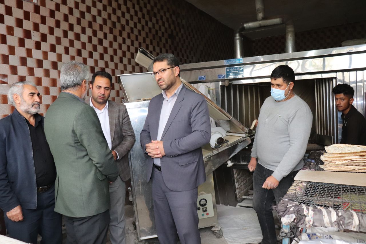 بازدید فرماندار از نانوایی های سطح شهر چالدران