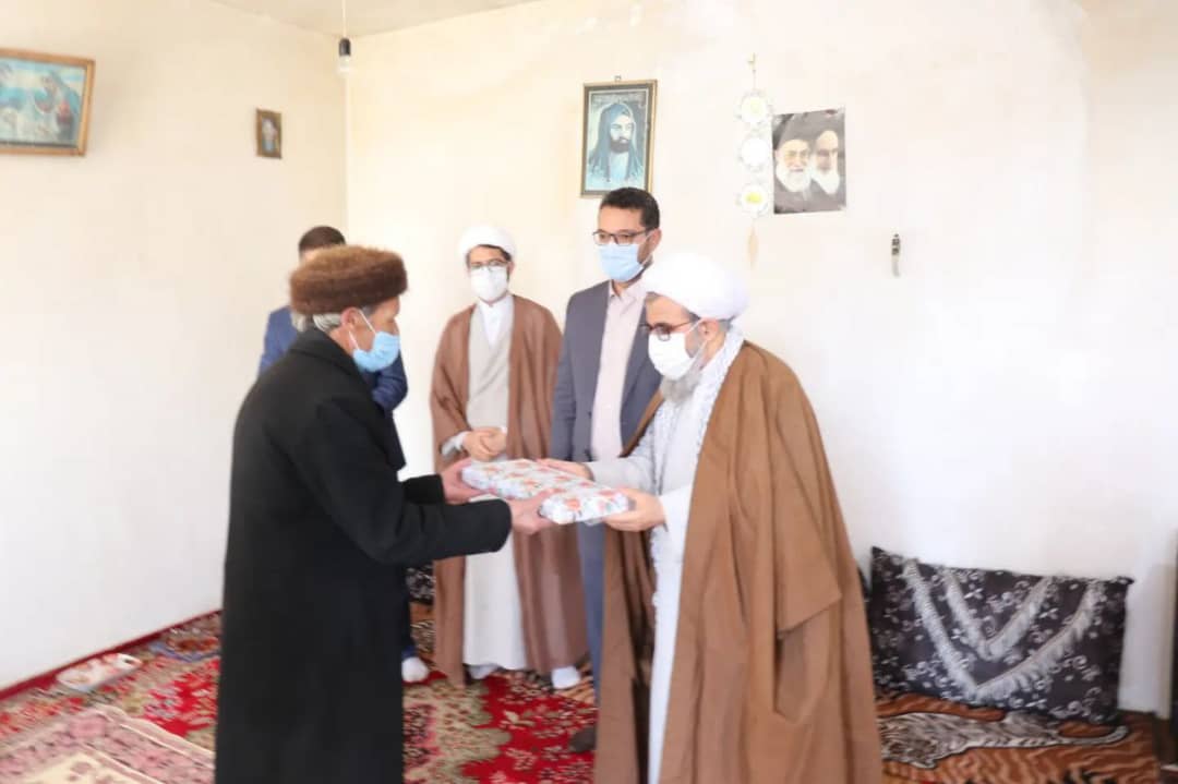 ✅همزمان با سالروز شهدا با حضور عبدالله نژاد فرماندار شهرستان چالدران از خانواده معظم شهیدان دیدار و تجلیل نمودند