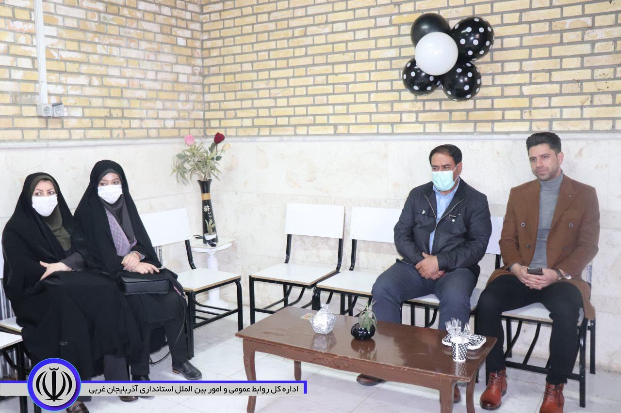 ✅با حضور فراهانی معاون سیاسی ، امنیتی و اجتماعی فرماندار چالدران و جمعی از اعضای شورای اداری دفتر مردم نهاد مهر بانوی پیشگام در چالدران به بهره برداری رسید.
