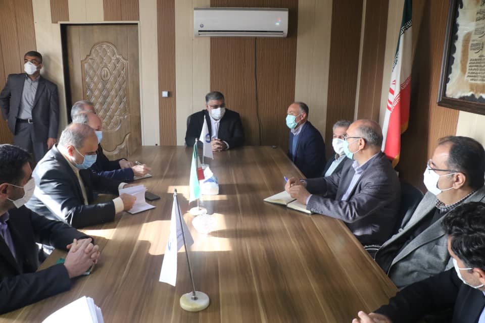 استاندار آذربایجان غربی: روند سرمایه گذاری در استان روانسازی می شود / زنجیره تولید در واحدهای بزرگ در استان تکمیل شود