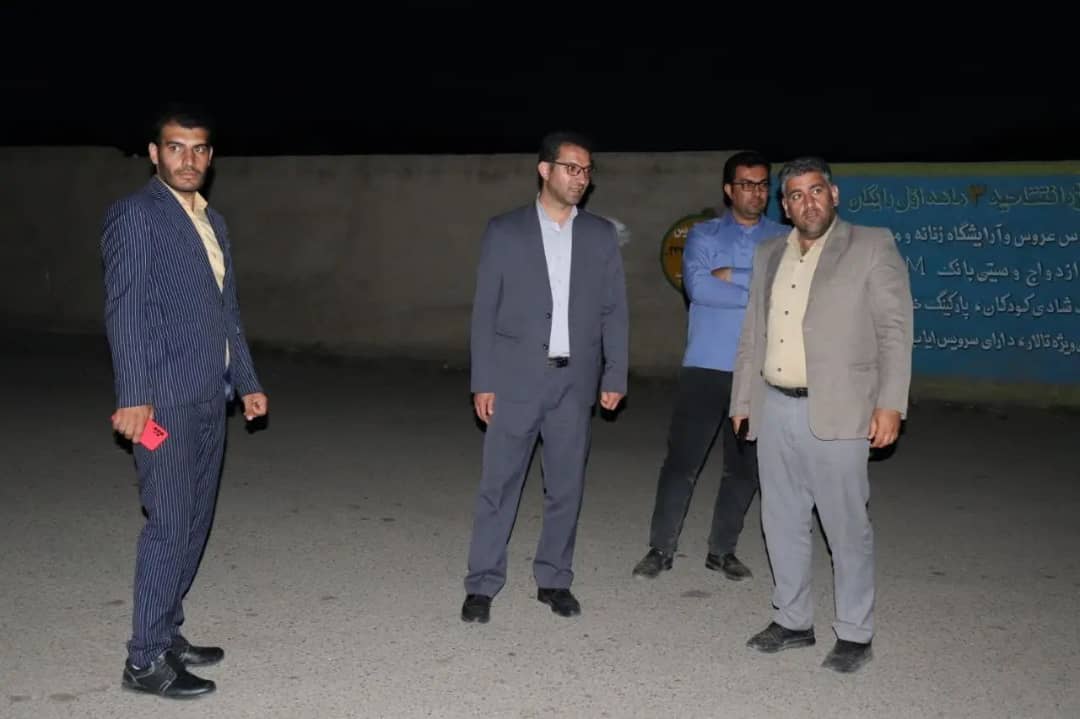 محمدرضا عبدالله نژاد فرماندار شهرستان چالدران به صورت شبانه از محل ترمینال شهرستان چالدران بازدید و مسائل و مشکلات آن را از نزدیک مورد بررسی قرار داد.