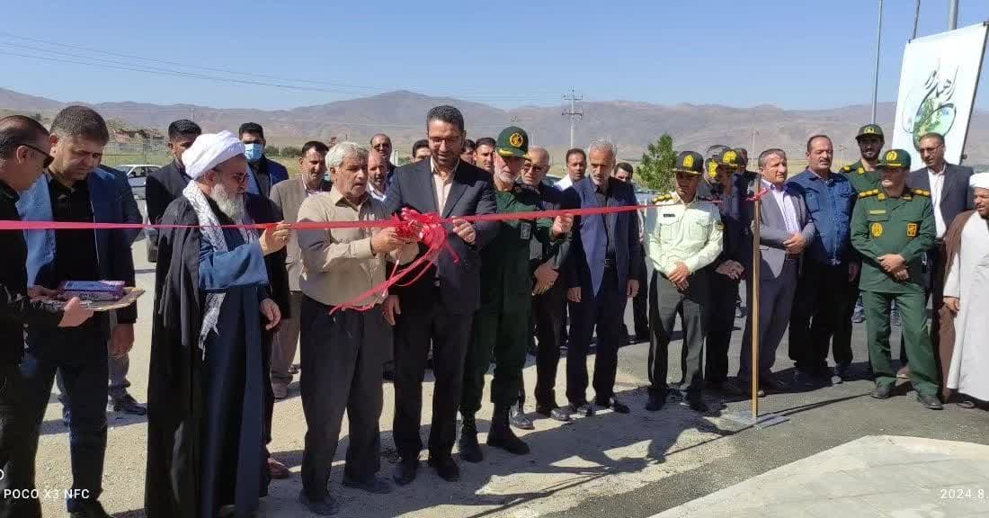 💢 به مناسبت گرامیداشت هفته دولت افتتاح المان شهدای گمنام شهرستان چالدران با حضور محمد رضا عبدالله نژاد فرماندار چالدران ،امام جمعه و مسئولین و اعضای شورای اداری شهرستان
