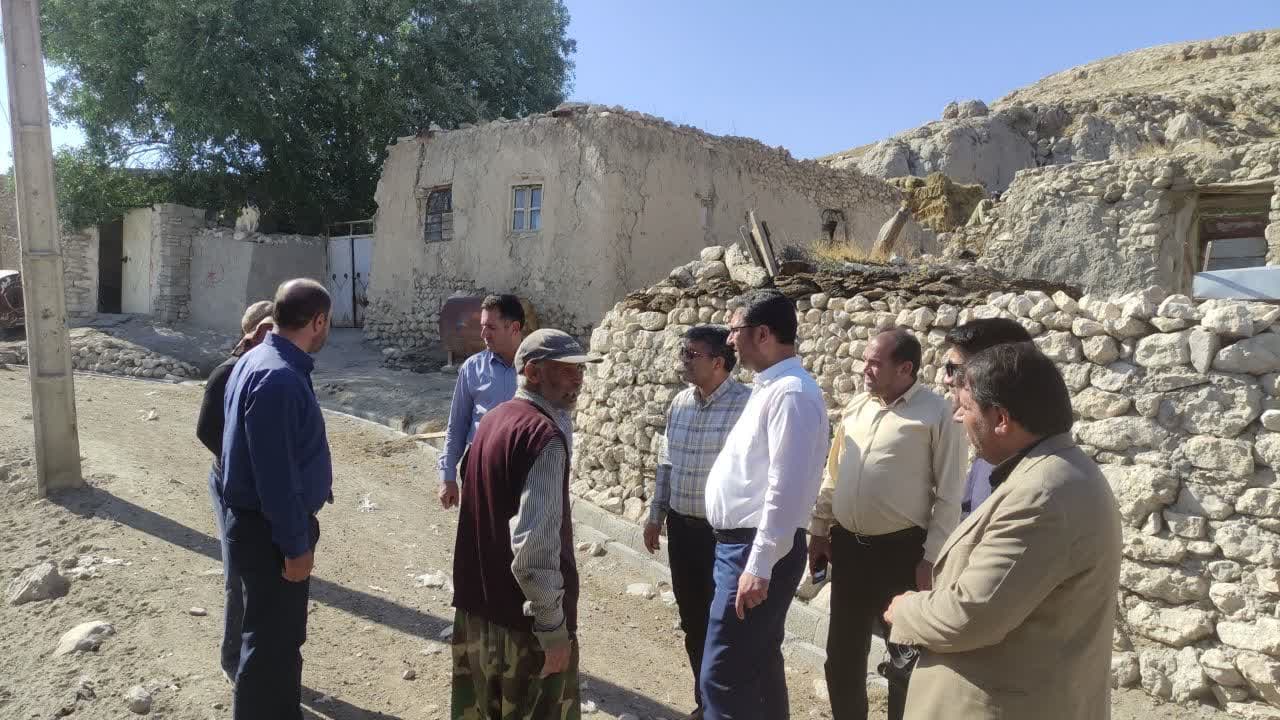 بازدید محمد رضا عبدالله نژاد فرماندار چالدران به همراه بخشدار مرکزی و جمعی از اعضای شورای اداری از روستای جغال