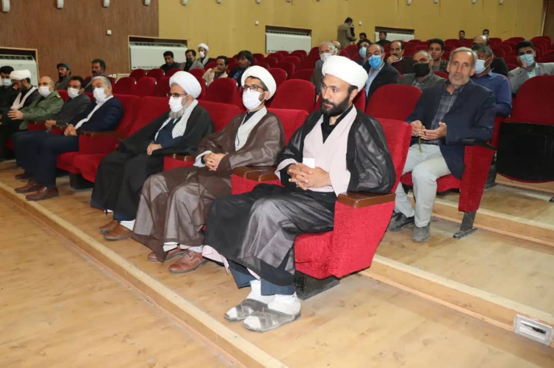 ✅جلسه شورای زکات چالدران با محوریت ساماندهی و مدیریت راهبردی زکات و فطره در سال جاری با حضور محمد رضا عبدالله نژاد فرماندار شهرستان چالدران در محل مجتمع فرهنگی و هنری چالدران برگزار شد.