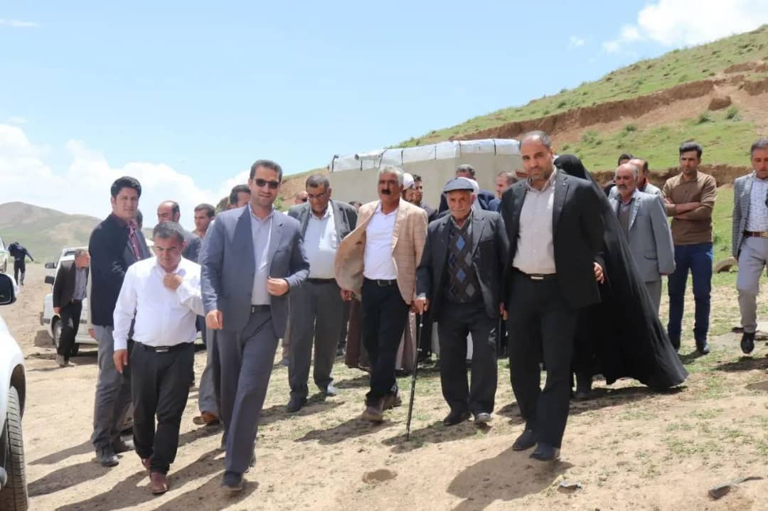 بازدید یک روزه محمدرضا عبدالله نژاد فرماندار چالدران از روستاهای قیان کندی ، سلمان آباد ، سیران، جمال کندی حالحال علیا، سلیمان آغل و ساری اوجاق بخش دشتک با محوریت بررسی مسائل و مشکلات روستا ها