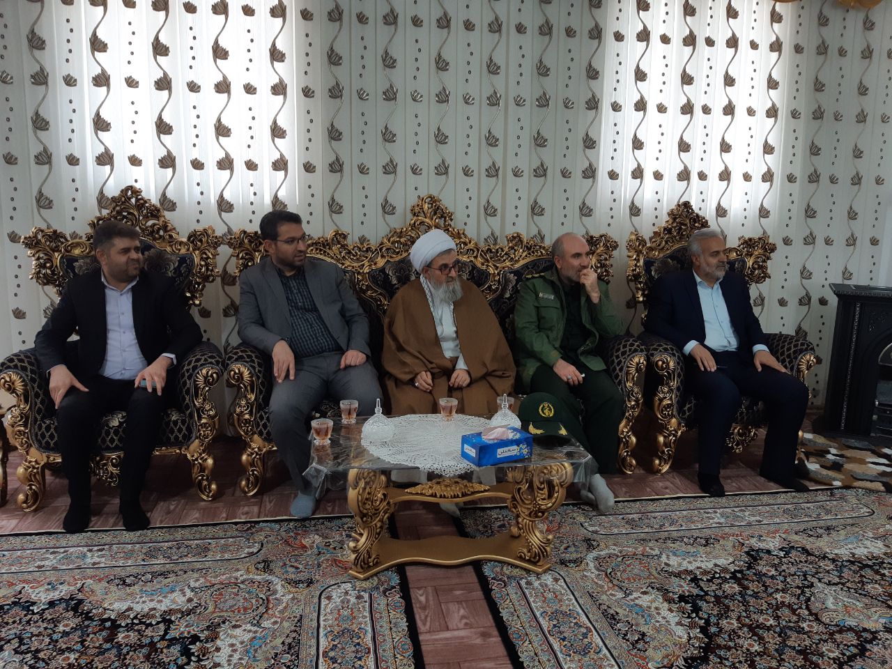 دیدار فرماندار چالدران با خانواده شهدا بمناسبت روز بزرگداشت شهدا