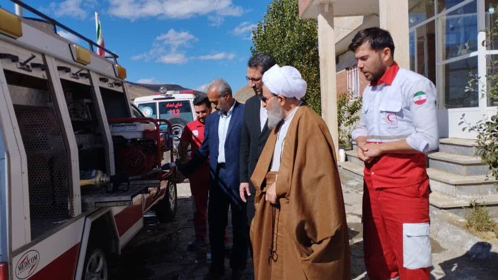 بازدید محمد رضا عبدالله نژاد فرماندار چالدران به همراه امام جمعه شهرستان و معاون سیاسی امنیتی و اجتماعی از پایگاه امداد و نجات جاده ای قرهچیبلاغ شهرستان چالدران