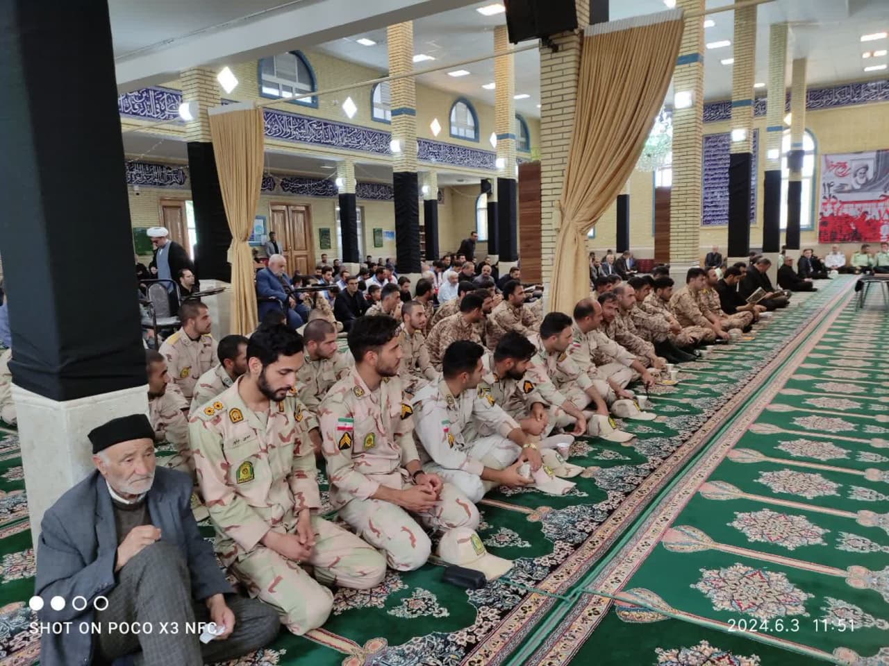 📸گزارش تصویری مراسم گرامیداشت سالگرد ارتحال حضرت امام خمینی( ره ) و شهدای قیام خونین 15 خرداد _ مسجد جامع چالدران 14 خرداد 1403 ┄┅═☫ روابط عمومی فرمانداری چالدران ☫═┅┄