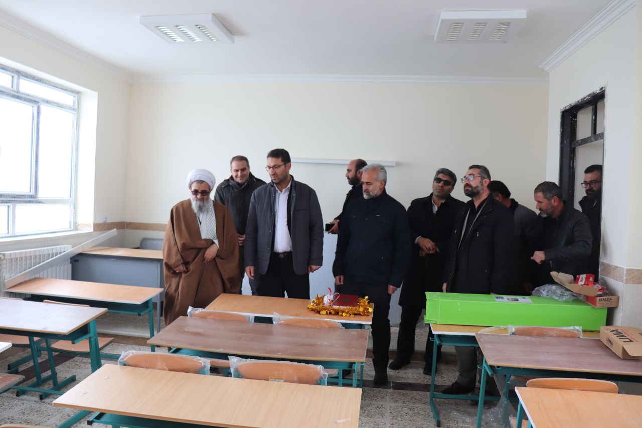 افتتاح مدرسه یک کلاسه در روستای کران سفلی به مناسبت دهه فجر